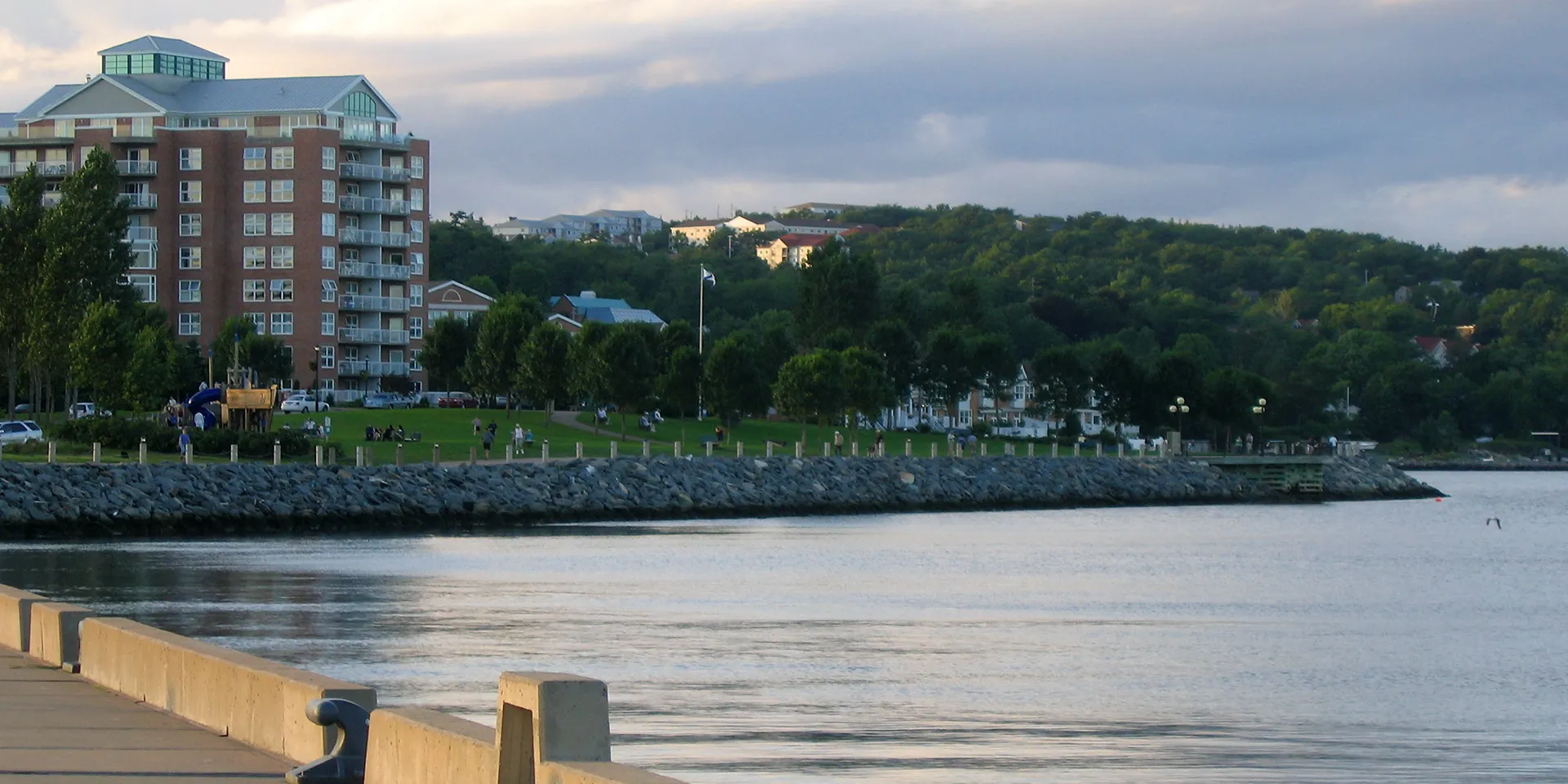photo of the shore line in Bedford, Nova Scotia
