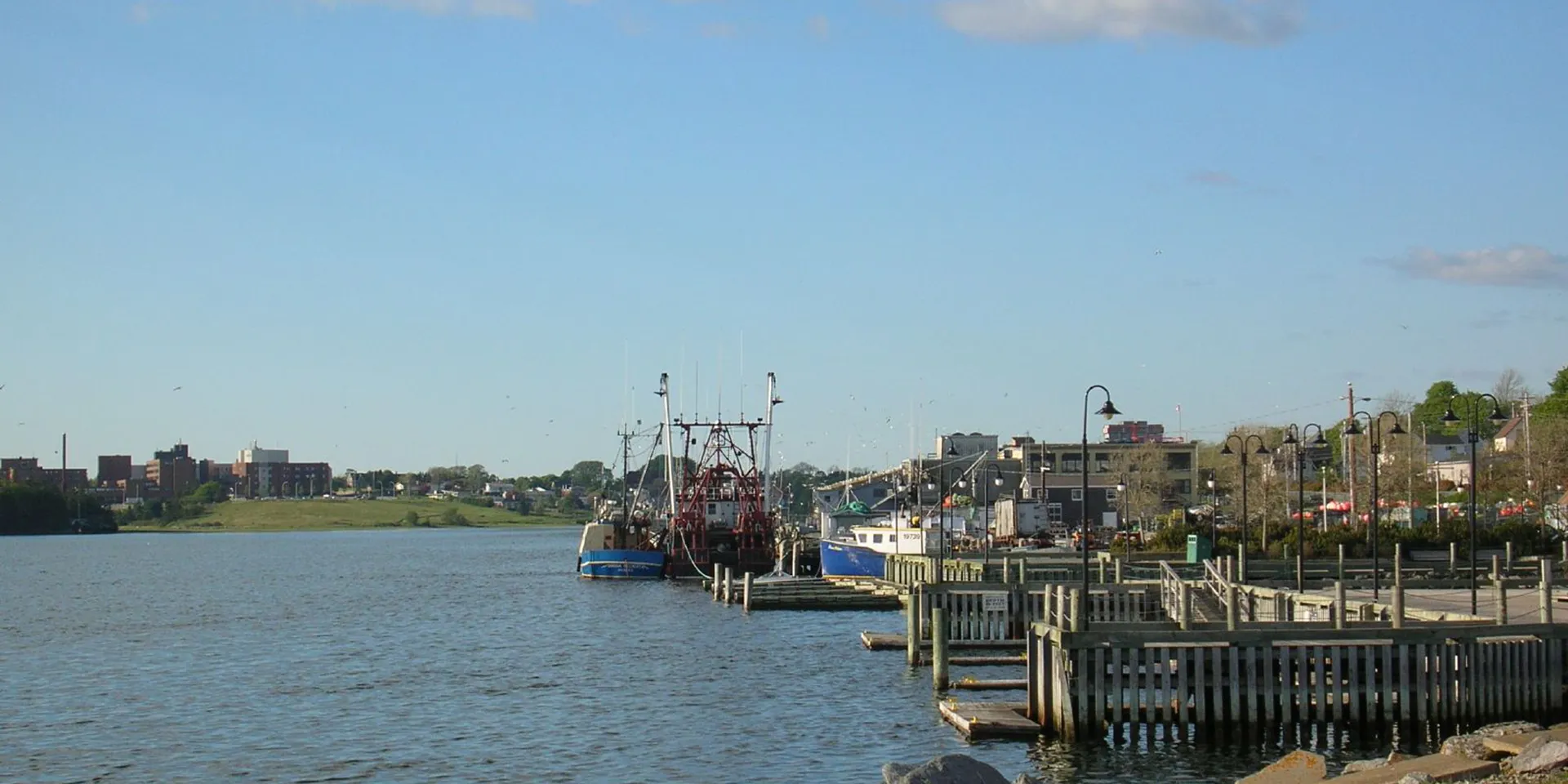 photo of the harbour in Yarmouth, Nova Scotia